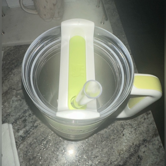 Brand New Limited Edition 40oz Stanley Tumbler - Citron Colorblock - Picture 3 of 4